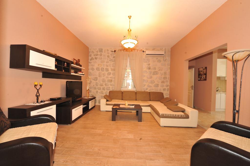 Apartments Marilu Kotor Dış mekan fotoğraf